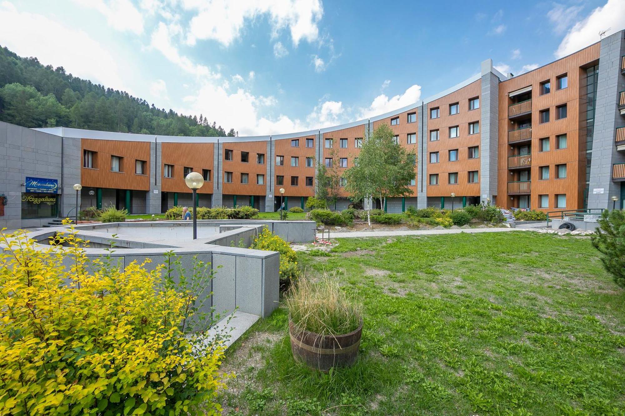 La Marmotta Campo Smith On The Ski Slopes - Happy Rentals Bardonecchia Luaran gambar